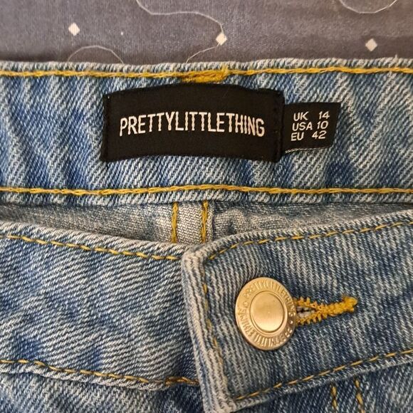 Pretty Little Thing jean size 10 - Picture 3 of 6